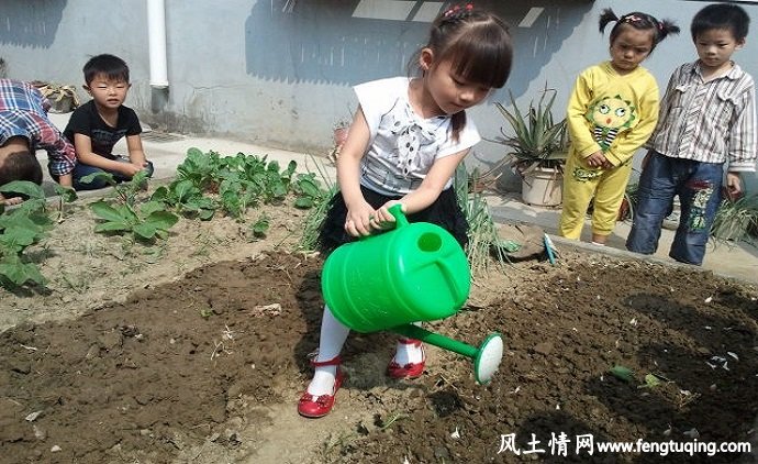 怎样教育孩子独立_家庭教育【风土情网】 怎样教育孩子独立_家庭教育【风土情网】