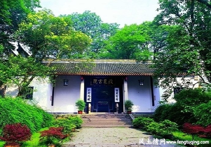 岳麓山风景_风景图片【风土情网】 岳麓山风景_风景图片【风土情网】