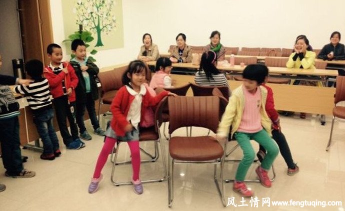 让孩子在轻松的氛围中自由地长大_家庭教育【风土情网】 让孩子在轻松的氛围中自由地长大_家庭教育【风土情网】