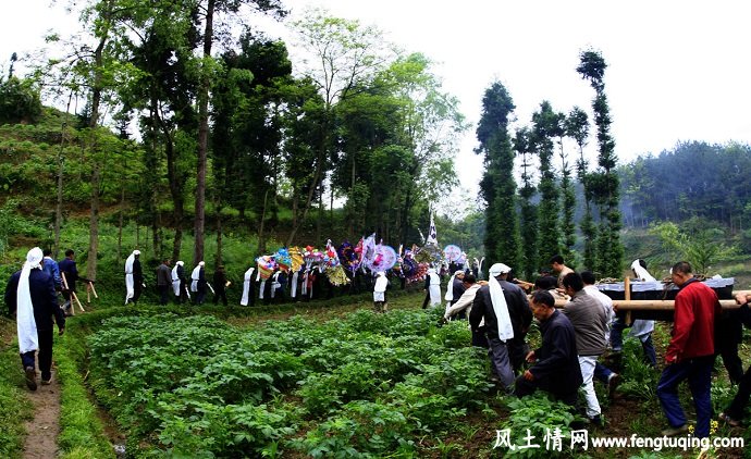 中国传统丧葬习俗_民间风俗【风土情网】 中国传统丧葬习俗_民间风俗【风土情网】