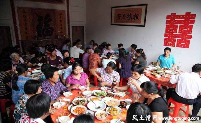 客家人的安席礼仪_民间风俗【风土情网】 客家人的安席礼仪_民间风俗【风土情网】