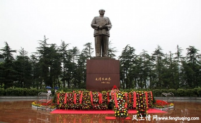 运送毛主席铜像的传说_民间故事【风土情网】 运送毛主席铜像的传说_民间故事【风土情网】