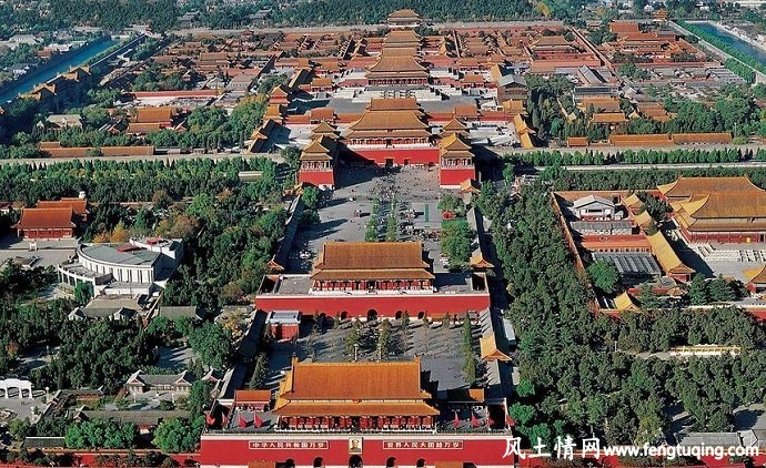 紫禁城新华宫左侧的厕所来历_风水故事【风土情网】 紫禁城新华宫左侧的厕所来历_风水故事【风土情网】