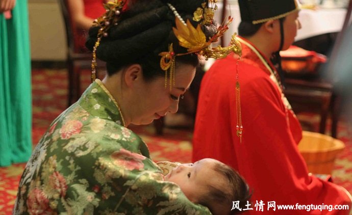 百日礼_风土习惯【风土情】 百日礼_风土习惯【风土情】