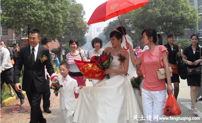 奇趣的江苏连云港婚嫁习俗_风俗习惯【风土情网】 奇趣的江苏连云港婚嫁习俗_风俗习惯【风土情网】